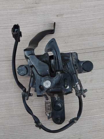Замок кришки капота 57310AN00A SUBARU