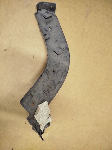 Напрямна заднього бампера, права 5P0807394A VAG