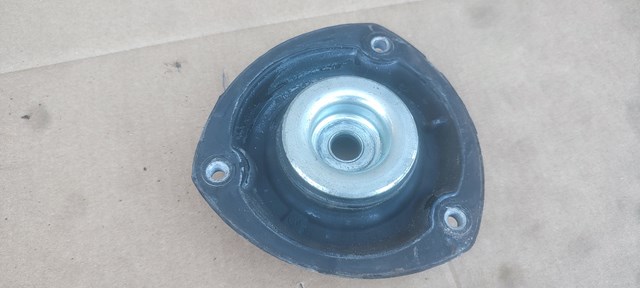 Подушка амортизатора переднього Volkswagen Polo 6