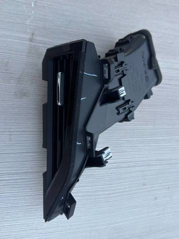 Решітка повітропровода 66110AN02B SUBARU