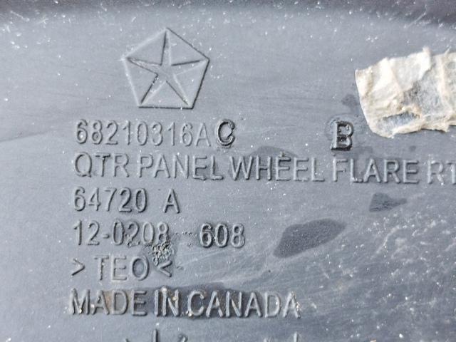 Розширювач/накладка арки заднього крила, правий 68210316AC CHRYSLER