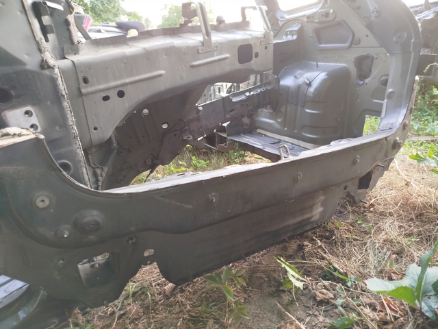 Панель багажного відсіку 68223598AA CHRYSLER