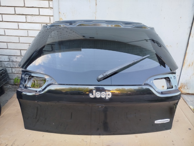 Задня ляда 68236459AB CHRYSLER