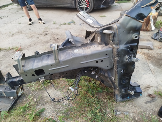 Чверть передня ліва 68267067AA CHRYSLER