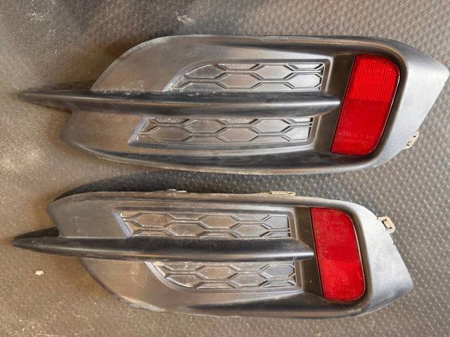 Решітка заднього бампера 71508TEAT00 HONDA