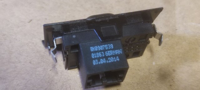 Датчик освітлення салону 8K0907539 VAG