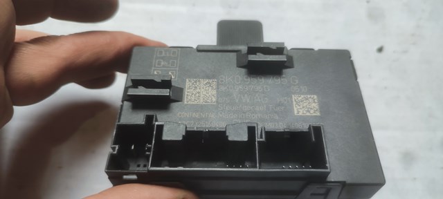 Блок комфорту задніх дверей 8K0959795G VAG