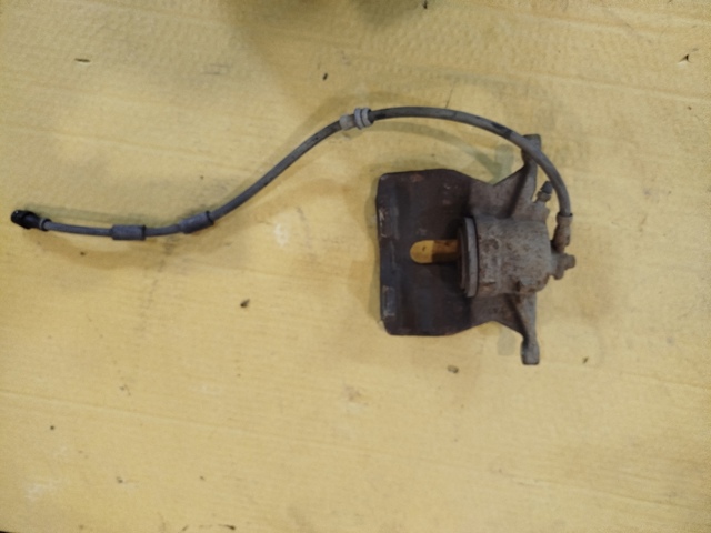 Супорт тормзной 8V0615123 VAG