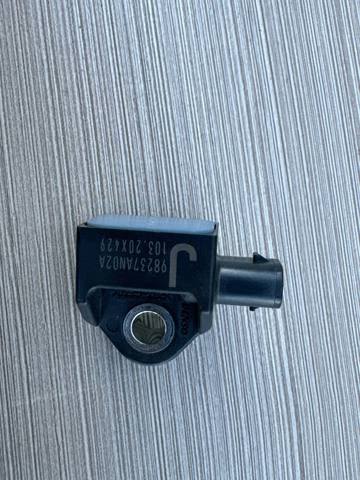 Датчик Ейрбег передній 98237AN02A SUBARU