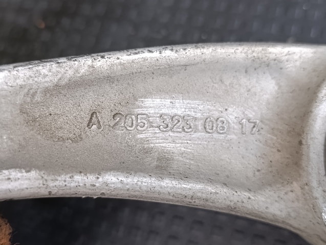 Солдатик стабілізатора, переднього, правий A2053230817 MERCEDES