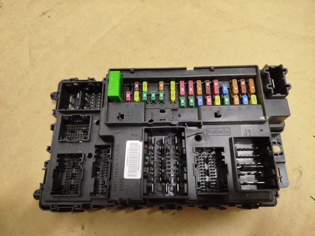 Корпус запобіжників DG9T14B476 FORD
