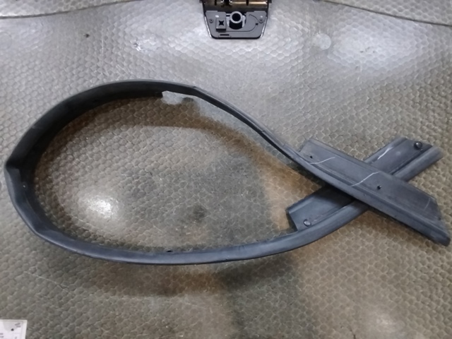 Гумка під капот DS7Z16B990F FORD