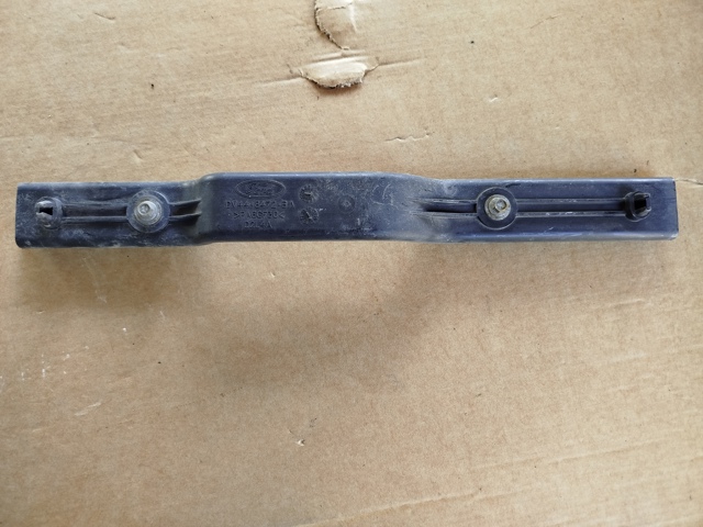 Жалюзі радіатора DV448472BA FORD
