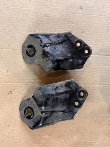 Кронштейн задньої балки F2GZ5084C FORD