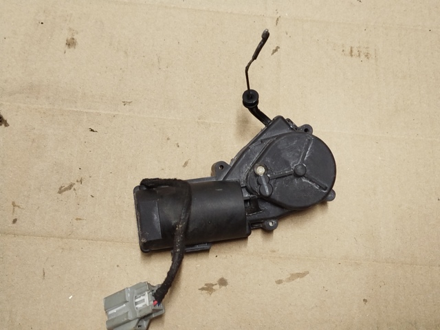 Замок п'ятих дверей FA1Z7443150B FORD