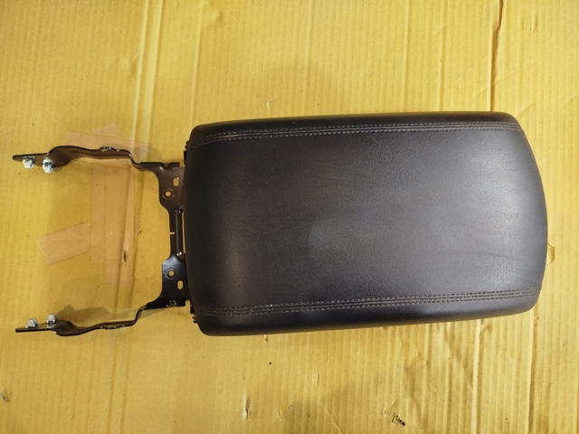 Підлокітник заднього сидіння FT4Z5806024AC FORD
