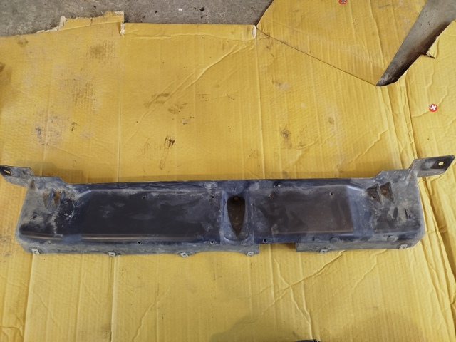 Захист заднього бампера FT4Z5811778C FORD