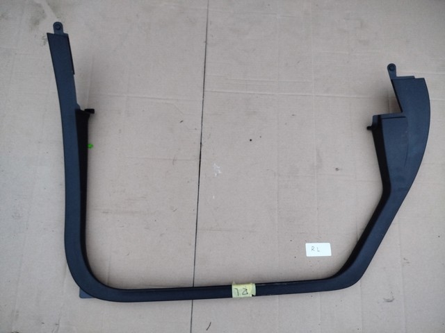 Рама скла лівих задніх дверей FT4Z5825505AA FORD