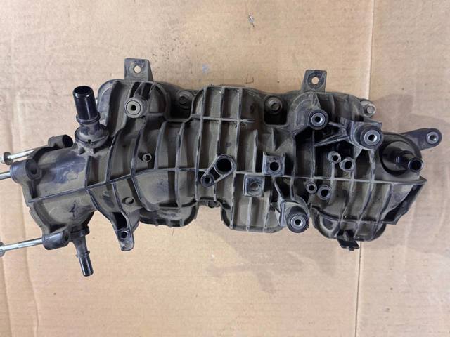 Колектор впускний FT4Z9424E FORD