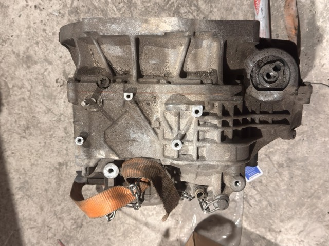 Автоматична коробка передач GA6F21WA BMW