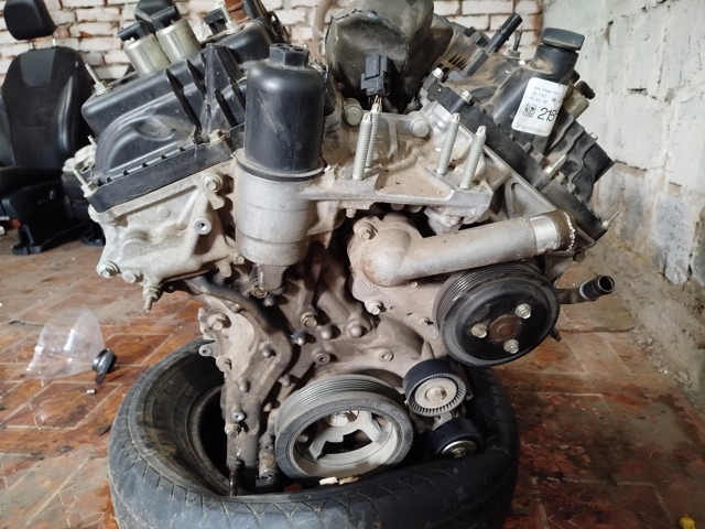 Двигун у зборі JT4Z6007A FORD