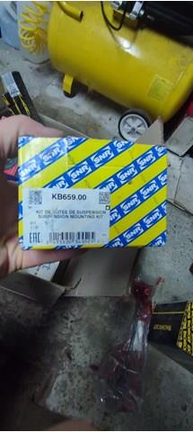 Опора стійки амортизатора переднього KB65900 SNR
