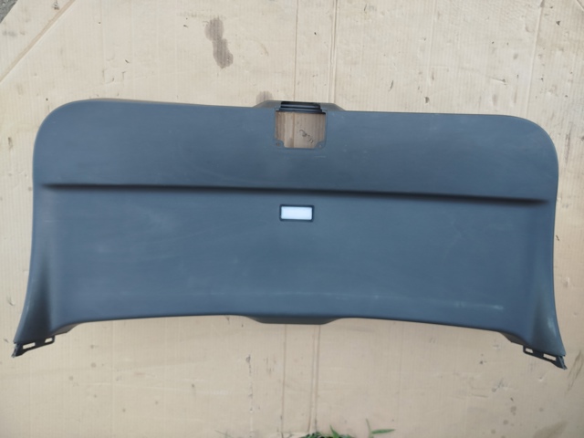 Пластик п'ятих дверей LJ6Z7842906CD FORD