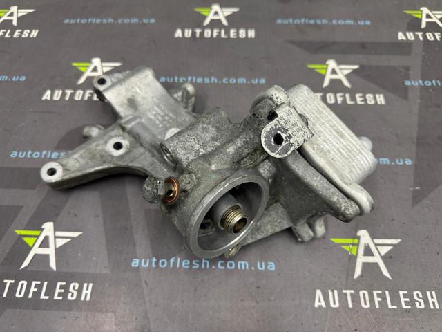 Кронштейн масляного фільтра 03F903141F VAG
