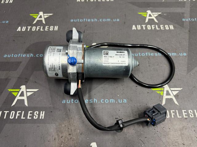 Насос вакуумний 146501049R RENAULT