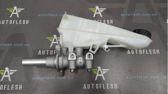 Циліндр головний гальма (Гідротормоз) 1613263780 PEUGEOT