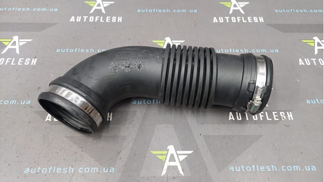 Патрубок повітряний, вихід повітряного фільтра 165763705R RENAULT