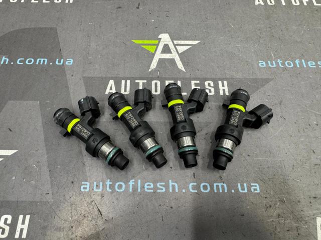 Форсунка вприску палива 16600EN200 RENAULT
