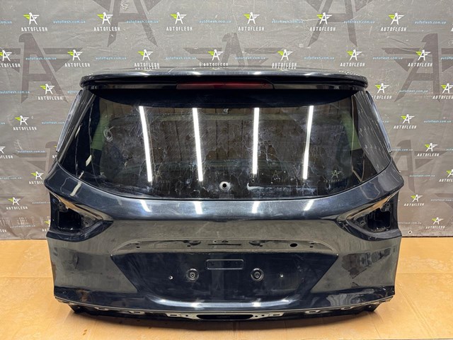 Двері багажника 1827472 FORD