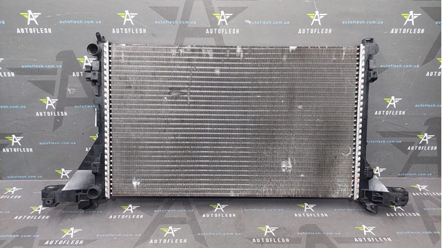 Радіатор охолодження двигуна 214004474R RENAULT