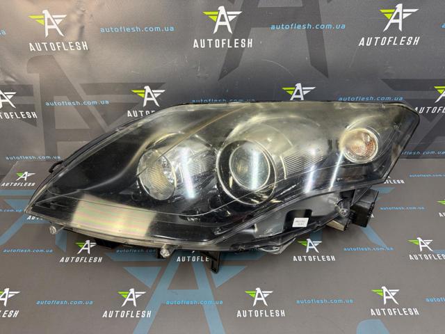 Блок фара ліва 260600076R RENAULT