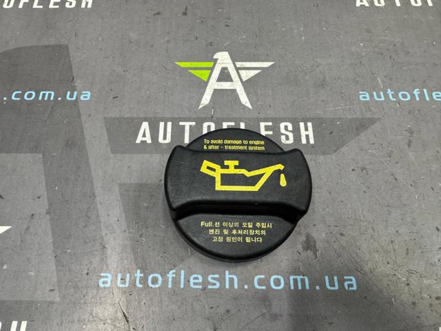Кришка маслозаливной горловини 265104A000 HYUNDAI