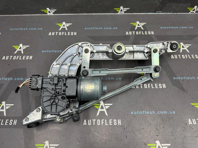 Трапеція щіток лобового скла 288003381R RENAULT