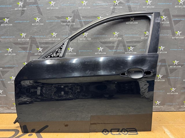 Водійські двері 41515A2A385 BMW