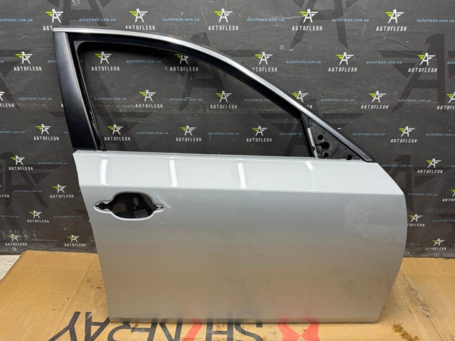 Дверка передня права 41515A2A3A6 BMW