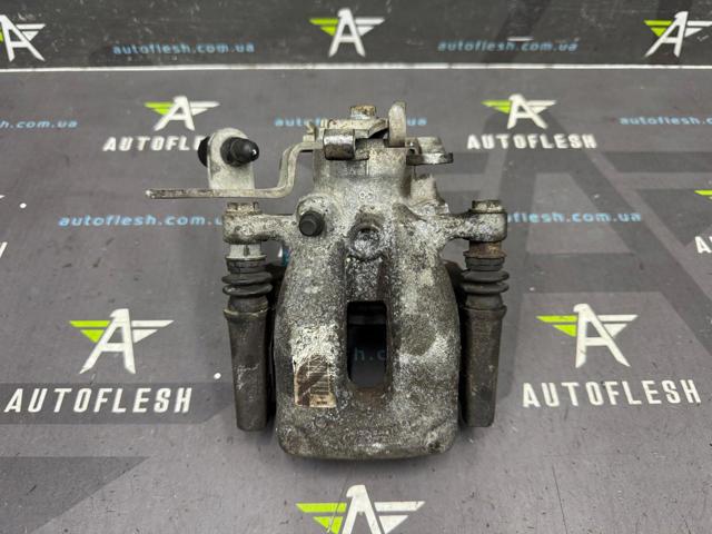 Задній гальмівний супорт лівий 4402F5 PEUGEOT