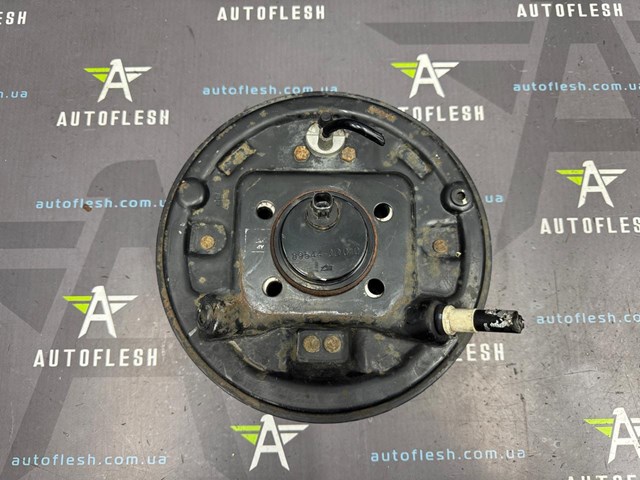 Пристрій гальмівне задніх гальм 4704409010 TOYOTA