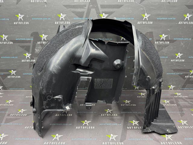 Підкрилок передній правий 51717033750 BMW