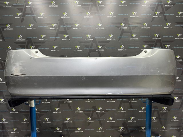 Буфер (бампер) задній 5215947903 TOYOTA