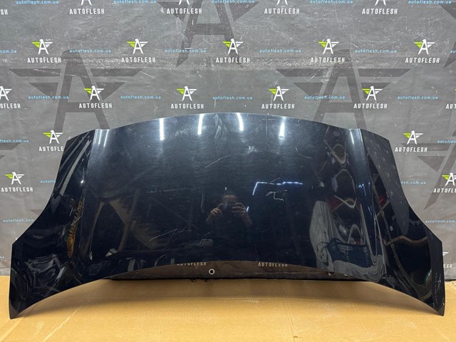 Капот 533010D080 TOYOTA
