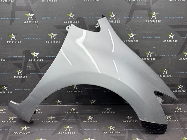 Переднє праве крило 5380102130 TOYOTA