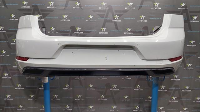 Буфер (бампер) задній 5G6807421 VAG