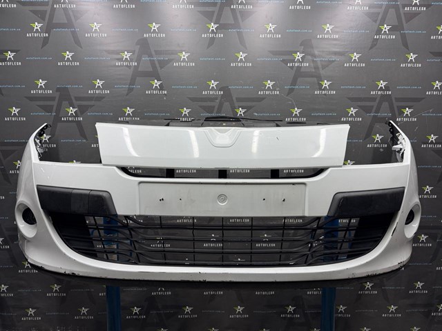 Решітка бампера нижня 622540001R RENAULT