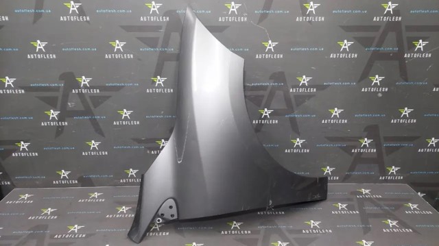 Переднє праве крило 631000047R RENAULT