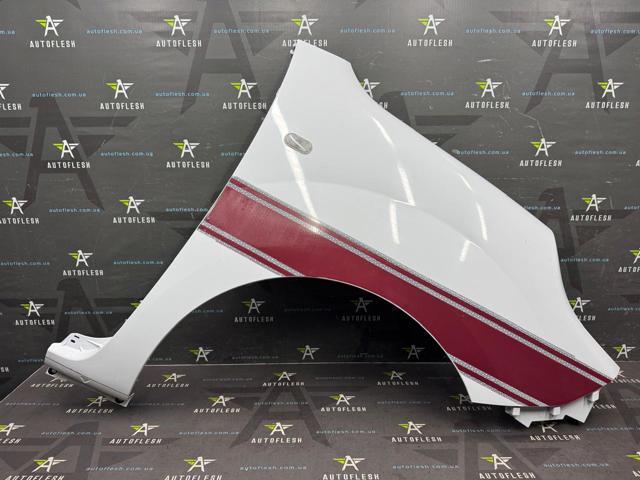Переднє праве крило 631002210R RENAULT