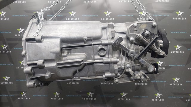 Ручна коробка передач 711680 MERCEDES